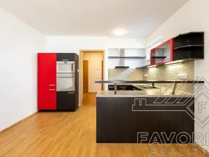 Pronájem bytu 2+kk, Praha - Letňany, Chlebovická, 57 m2
