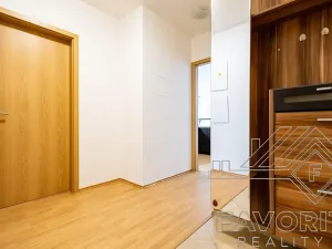 Pronájem bytu 2+kk, Praha - Letňany, Chlebovická, 57 m2