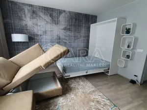 Pronájem bytu 1+kk, Praha - Stodůlky, Petržílkova, 42 m2