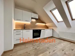 Pronájem bytu 2+kk, Ostrava - Poruba, náměstí Boženy Němcové, 45 m2