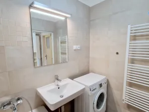 Prodej bytu 2+1, Praha - Strašnice, Krupská, 46 m2