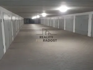 Pronájem garáže, Znojmo, U Lesíka, 15 m2