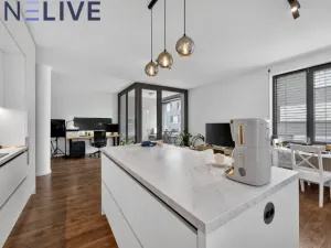 Prodej bytu 2+kk, Praha, Valečovská, 80 m2