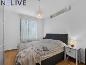Prodej bytu 2+kk, Praha, Valečovská, 80 m2