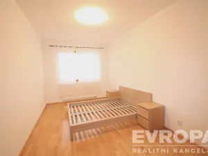 Pronájem bytu 2+kk, Praha - Hlubočepy, Do Klukovic, 64 m2
