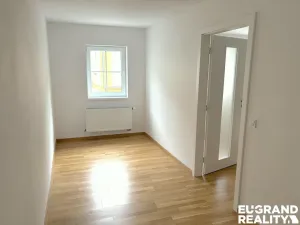 Pronájem rodinného domu, Rumburk, Třída 9. května, 80 m2
