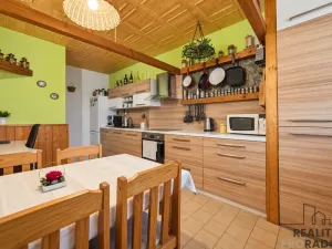 Prodej bytu 3+1, Lázně Bohdaneč, Za Sokolovnou, 80 m2
