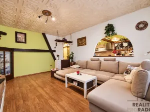 Prodej bytu 3+1, Lázně Bohdaneč, Za Sokolovnou, 80 m2