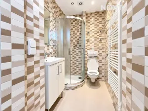 Pronájem atypického bytu, Český Krumlov, Rožmberská, 150 m2