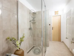 Prodej rodinného domu, Luby - Opatov, 300 m2