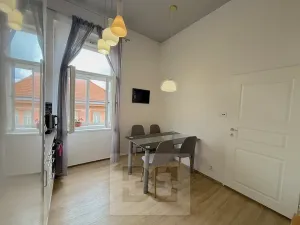 Pronájem bytu 2+kk, Praha - Žižkov, Chelčického, 40 m2