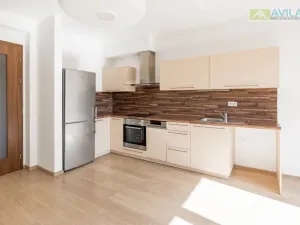 Pronájem bytu 2+kk, Benešov, Jiráskova, 42 m2