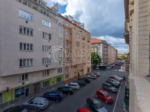 Pronájem bytu 1+kk, Praha - Žižkov, Viklefova, 34 m2