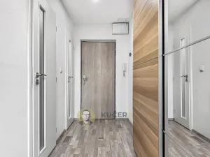 Pronájem bytu 2+kk, Neratovice, 28. října, 47 m2