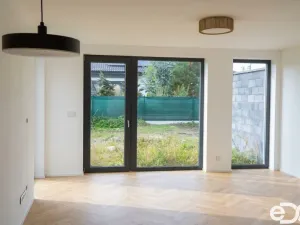 Pronájem bytu 4+kk, Jizerní Vtelno, 98 m2