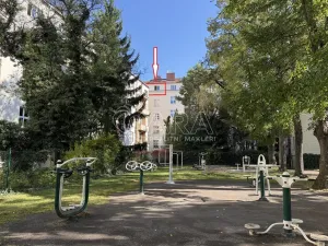 Pronájem bytu 1+kk, Praha - Dejvice, Kafkova, 39 m2