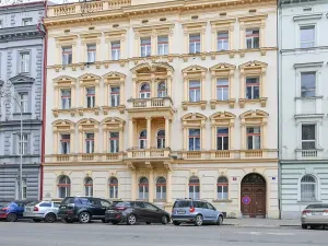 Prodej bytu 3+kk, Praha - Karlín, Peckova, 93 m2