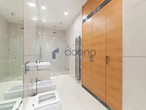Pronájem bytu 5+kk, Praha, Laubova, 184 m2