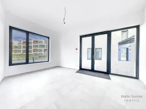 Pronájem obchodního prostoru, Praha - Hlubočepy, Dostalové, 25 m2