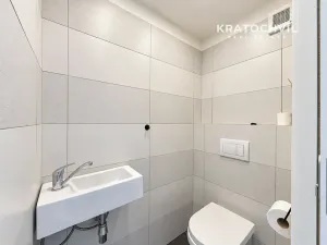 Pronájem bytu 3+kk, Praha - Smíchov, Holečkova, 74 m2