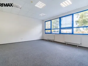 Pronájem kanceláře, Tuchoměřice, U Špejcharu, 107 m2