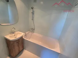 Pronájem bytu 3+1, Chomutov, Kundratická, 67 m2