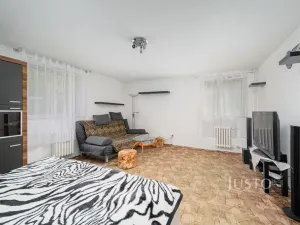 Pronájem bytu 1+1, Liberec - Liberec IV-Perštýn, nám. Příbramské, 38 m2
