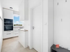 Prodej bytu 2+1, Hrušovany u Brna, Sídliště, 54 m2