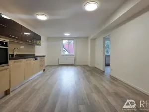Prodej bytu 3+kk, Praha - Hlubočepy, Pod Žvahovem, 88 m2