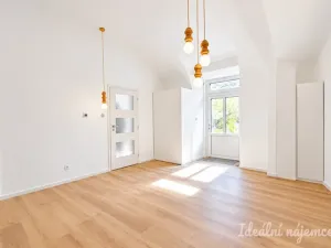 Pronájem bytu 2+kk, Brno - Trnitá, Špitálka, 38 m2