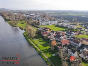 Prodej obchodního prostoru, Mlékojedy, 488 m2