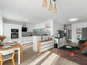 Prodej bytu 3+kk, Vochov, 68 m2