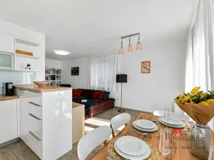 Prodej bytu 3+kk, Vochov, 68 m2