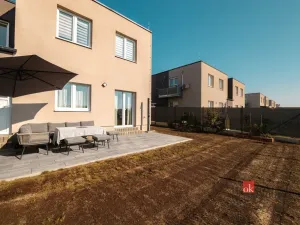 Prodej bytu 3+kk, Vochov, 68 m2