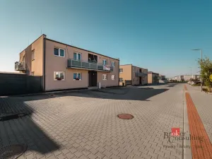 Prodej bytu 3+kk, Vochov, 68 m2