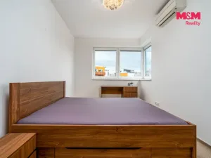 Prodej bytu 2+kk, Praha - Kyje, Sicherova, 64 m2