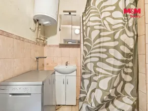 Prodej bytu 3+1, Kostelec nad Labem, Neratovická, 61 m2