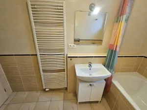 Pronájem bytu 2+kk, Praha, Rižská, 65 m2