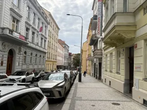 Pronájem bytu 1+kk, Praha, Kodaňská, 10 m2
