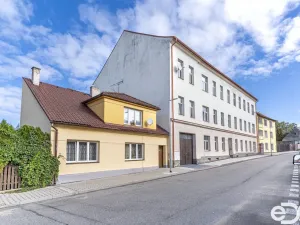 Prodej bytu 2+kk, Neveklov, Pod Radnicí, 56 m2