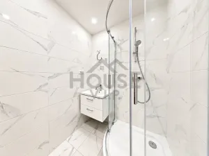 Prodej bytu 3+kk, Praha, Cvikovská, 73 m2