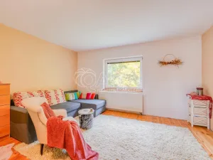 Prodej rodinného domu, Jinín, 245 m2
