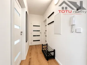 Pronájem bytu 2+kk, Černožice, Gen. Svobody, 50 m2