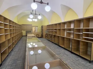 Pronájem obchodního prostoru, Rokycany - Střed, Masarykovo náměstí, 100 m2