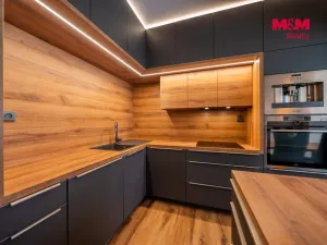 Prodej rodinného domu, Blansko - Lažánky, 275 m2