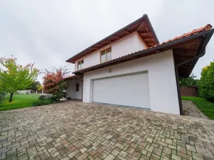 Prodej vily, Jesenice, Jiřinková, 330 m2