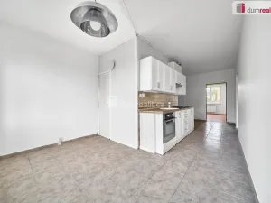 Prodej bytu 3+1, Chodov, Čs. odbojářů, 76 m2