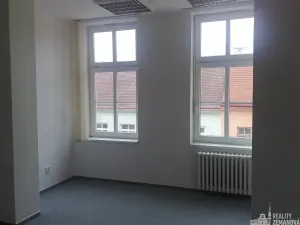 Pronájem kanceláře, Praha - Vinohrady, Lublaňská, 103 m2