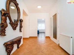 Pronájem rodinného domu, Praha - Horní Počernice, Rožnovská, 145 m2