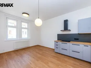 Pronájem bytu 2+kk, Praha - Nusle, Sinkulova, 48 m2